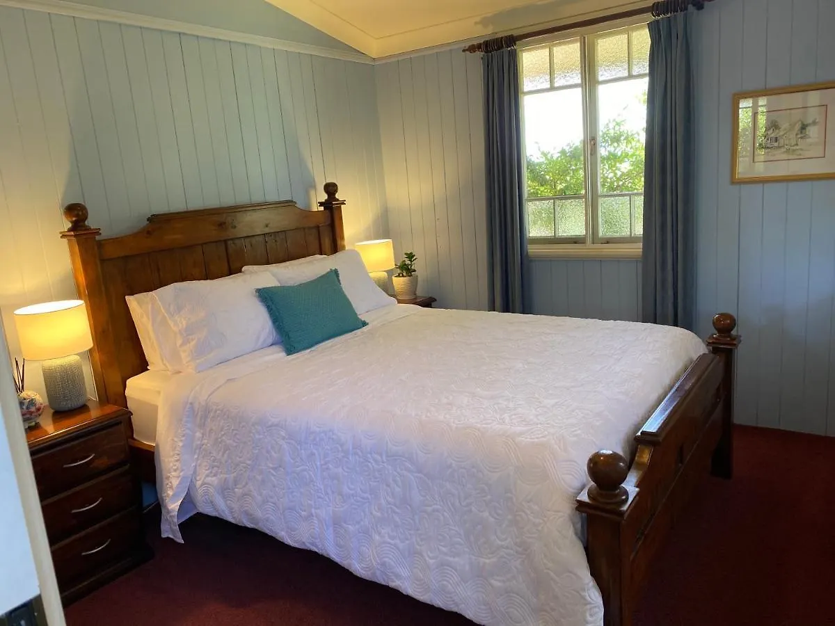 Big Fella Wines & Farmstay 0*, Stanthorpe Australia